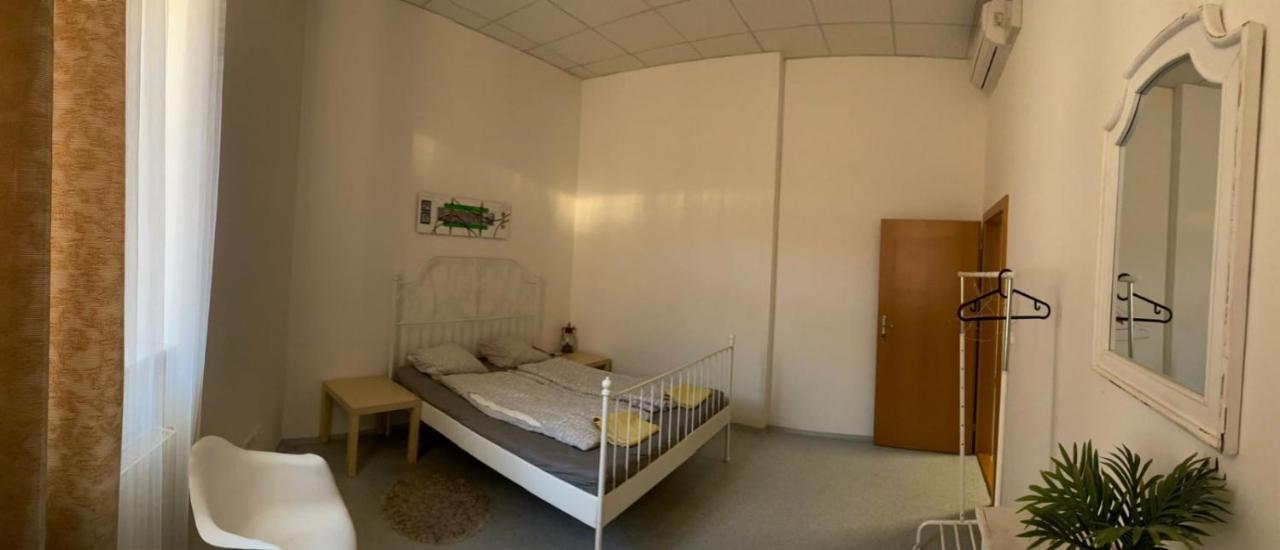 Apartmans V Arealu Vlnena Брно Экстерьер фото